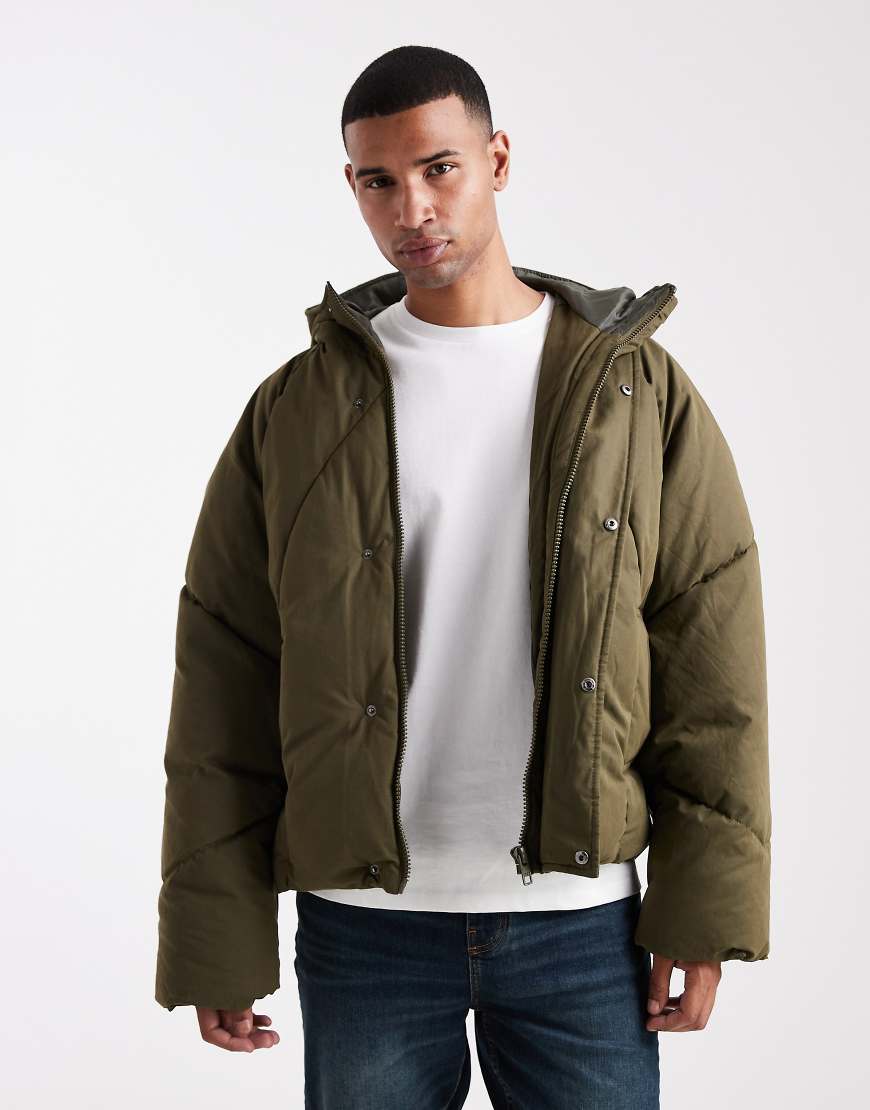 ASOS DESIGN - Übergroße, grüne Steppjacke von ASOS DESIGN
