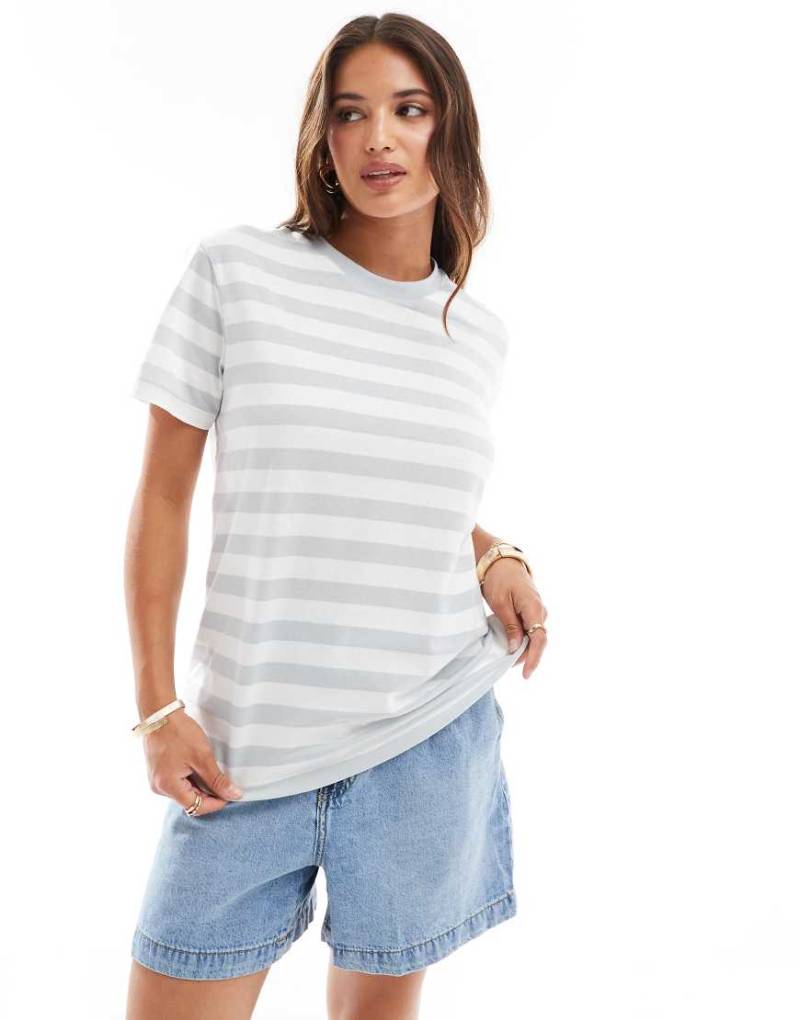 ASOS DESIGN - Ultimate - T-Shirt in Grau gestreift mit Rundhalsausschnitt von ASOS DESIGN