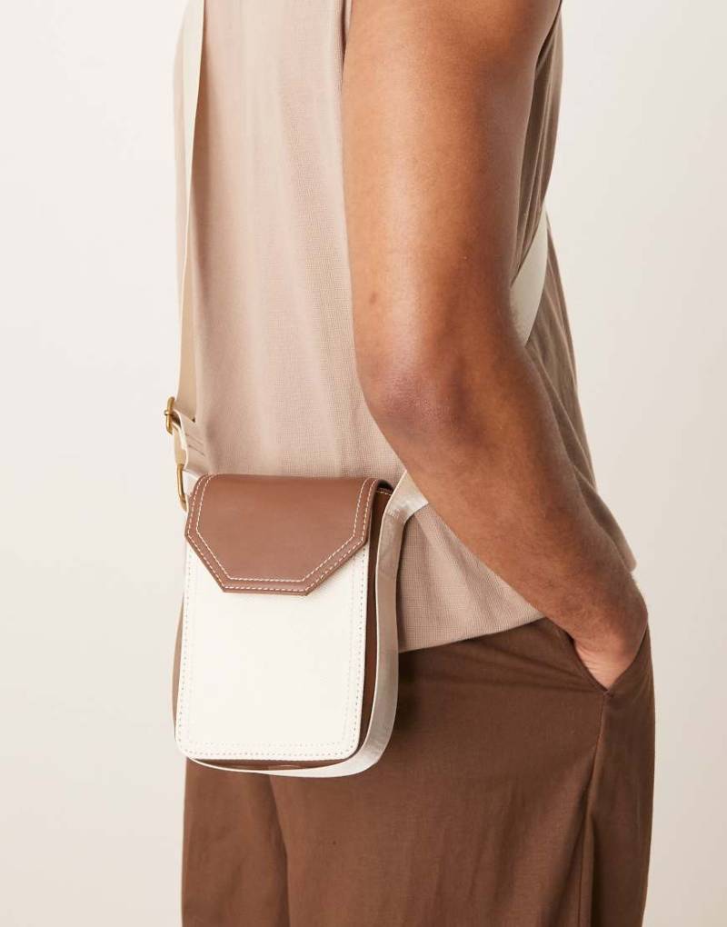 ASOS DESIGN - Umhängetasche aus Canvas in Ecru und Hellbraun-Weiß von ASOS DESIGN