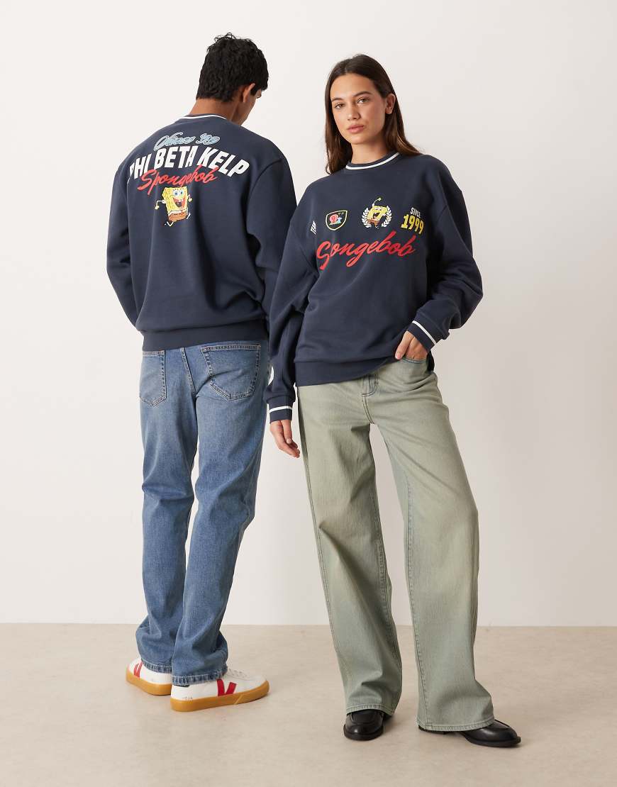 ASOS DESIGN - Unisex - Relaxed Fit Sweatshirt in Marineblau mit Sponge Bob-Aufdruck von ASOS DESIGN