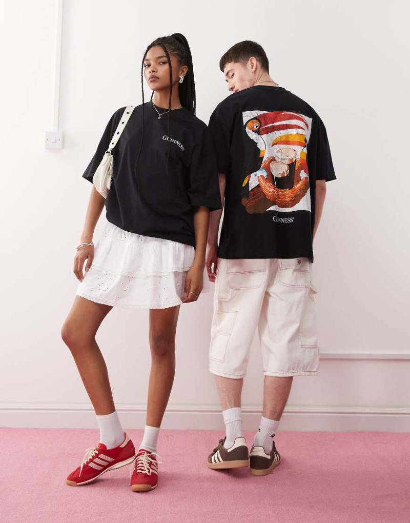 ASOS DESIGN - Unisex-T-Shirt in Schwarz mit „Guinness"-Prints in Oversize-Passform-Weiß von ASOS DESIGN
