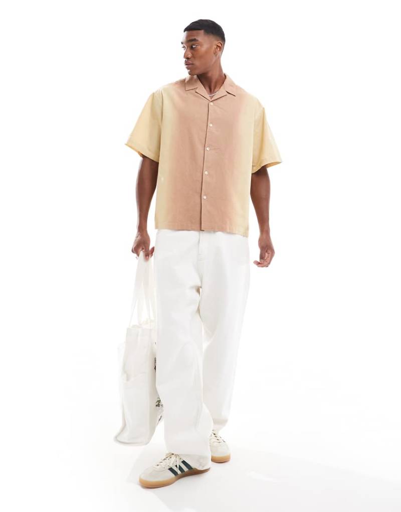 ASOS DESIGN - Utility-Hemd in Leinenoptik mit Oversize-Schnitt und Farbverlauf in Orange von ASOS DESIGN
