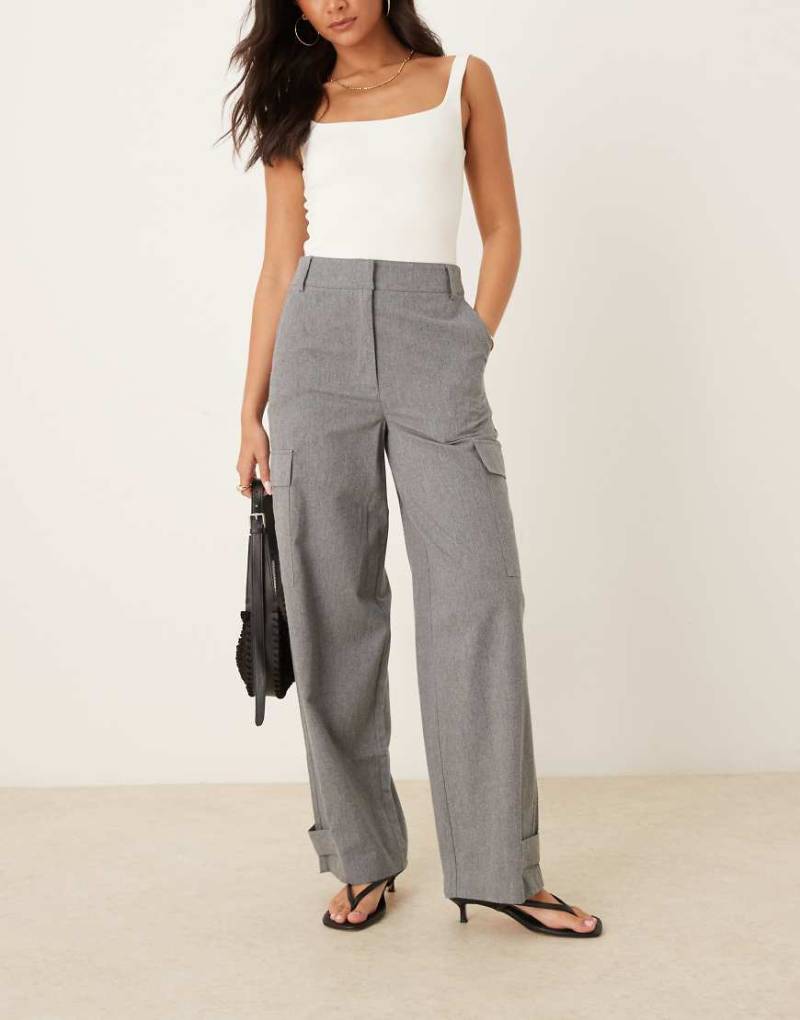ASOS DESIGN - Utility-Hose in meliertem Grau aus gebürstetem Flanell mit Tasche von ASOS DESIGN