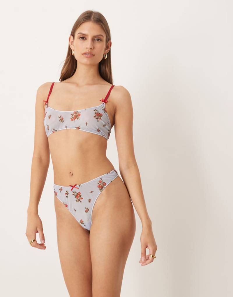 ASOS DESIGN - Vada - Netzstoff-Tanga in Blau mit Blumenmuster und hohem Beinausschnitt von ASOS DESIGN
