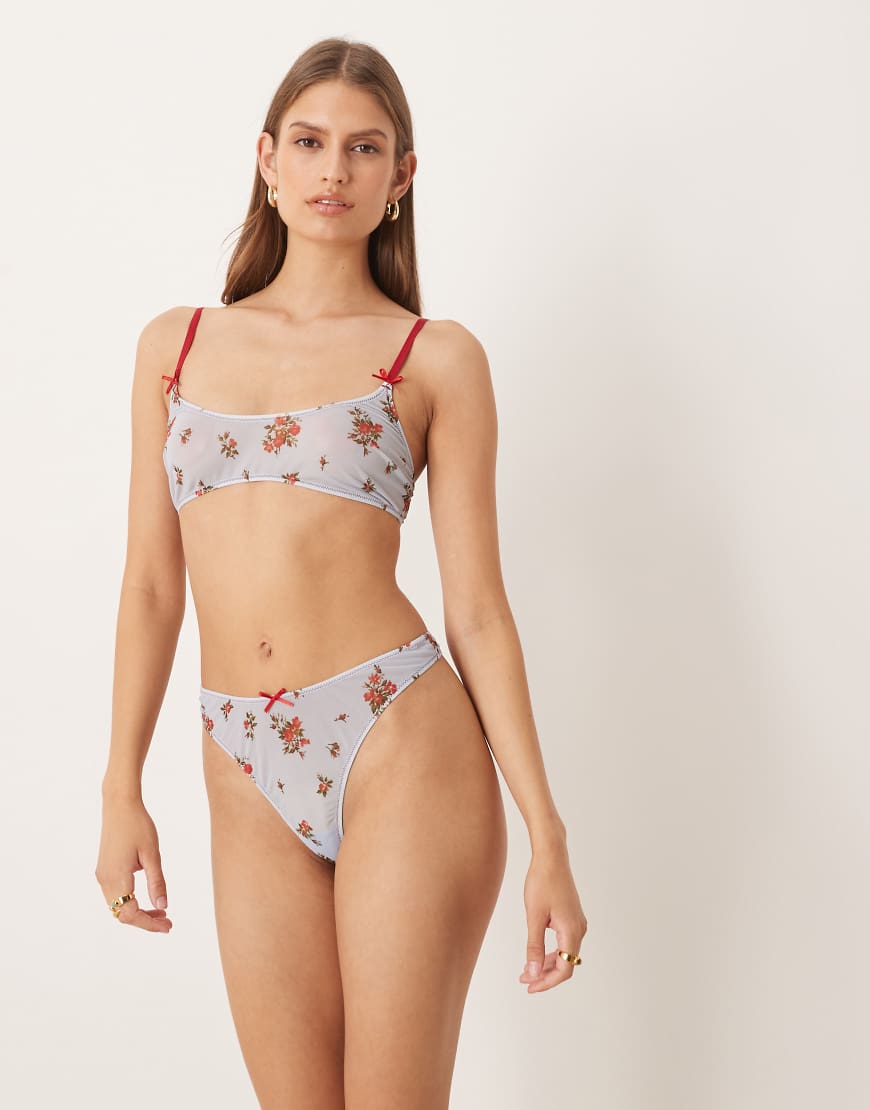 ASOS DESIGN - Vada - Netzstoff-Tanga in Blau mit Blumenmuster und hohem Beinausschnitt von ASOS DESIGN