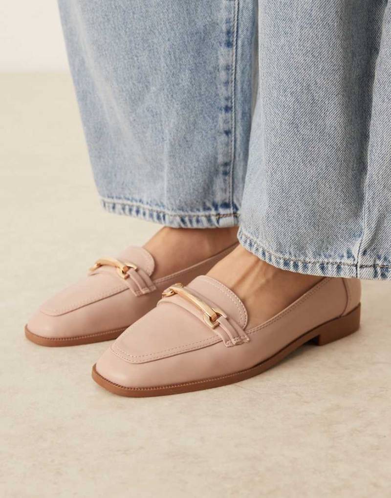 ASOS DESIGN - Verity - Flache Loafer in Zartrosa mit Metallverzierung von ASOS DESIGN