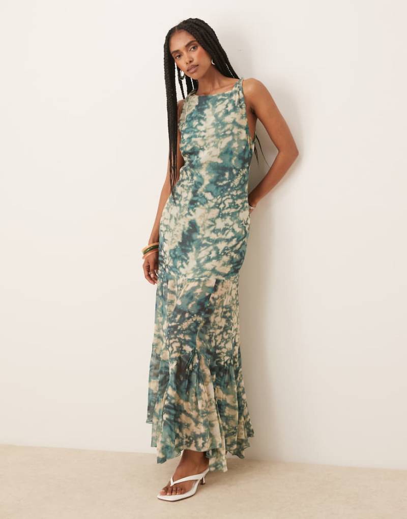 ASOS DESIGN - Verschwommen bedrucktes Maxikleid mit weitem Godet-Saum und tiefer Taille-Bunt von ASOS DESIGN