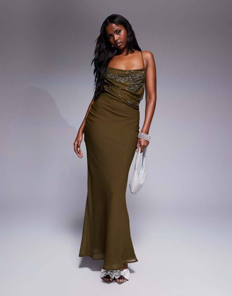 ASOS DESIGN - Verziertes Maxikleid in Khaki mit drapiertem Camisole und asymmetrischem Rock-Grün von ASOS DESIGN