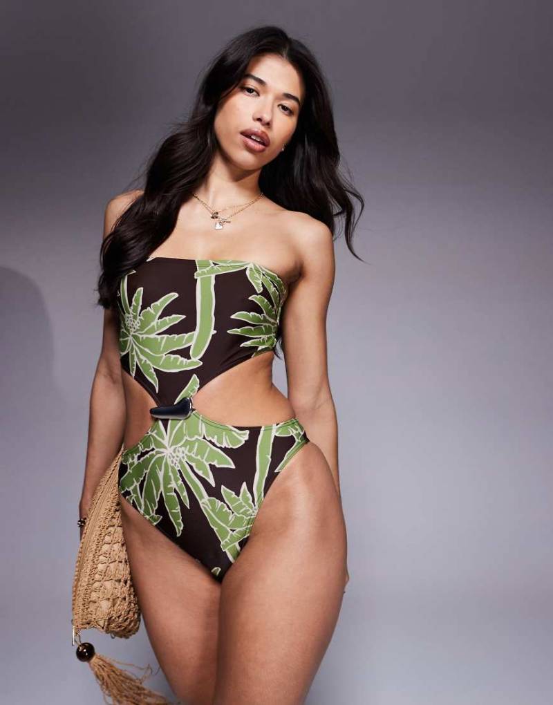 ASOS DESIGN - Vida - Trägerloser Badeanzug mit Metallverzierung und Palmenmuster-Bunt von ASOS DESIGN