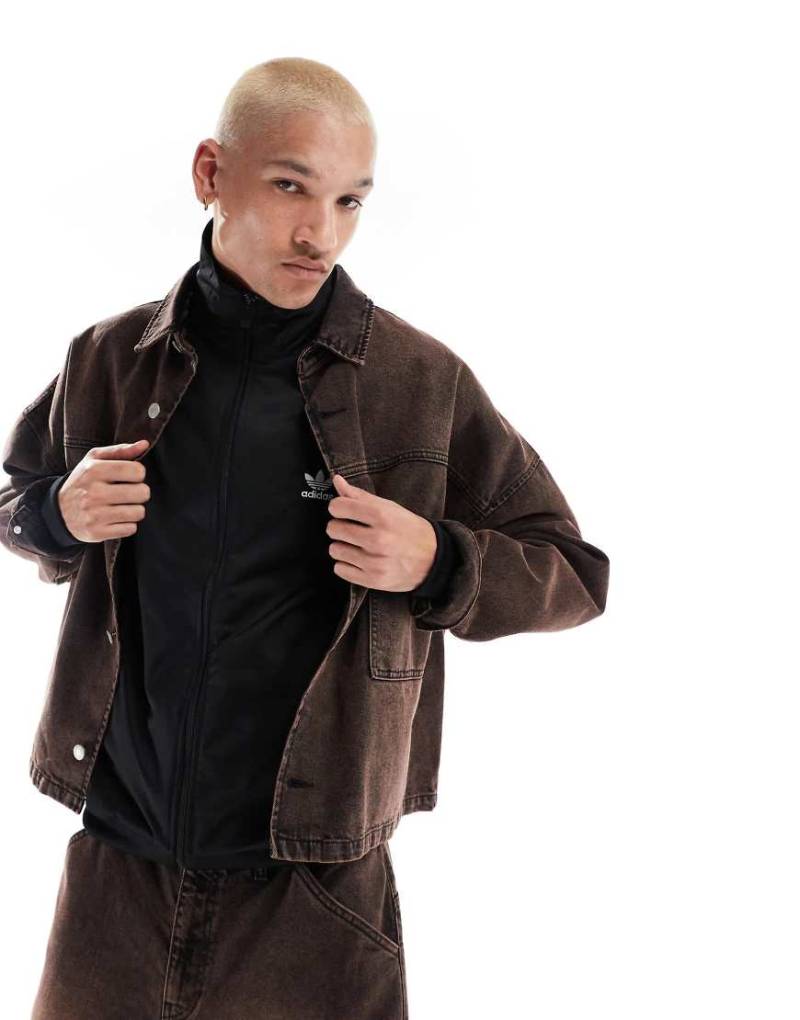 ASOS DESIGN - Voluminöse, kastige Oversize-Jacke in brauner Waschung, Kombiteil-Lila von ASOS DESIGN