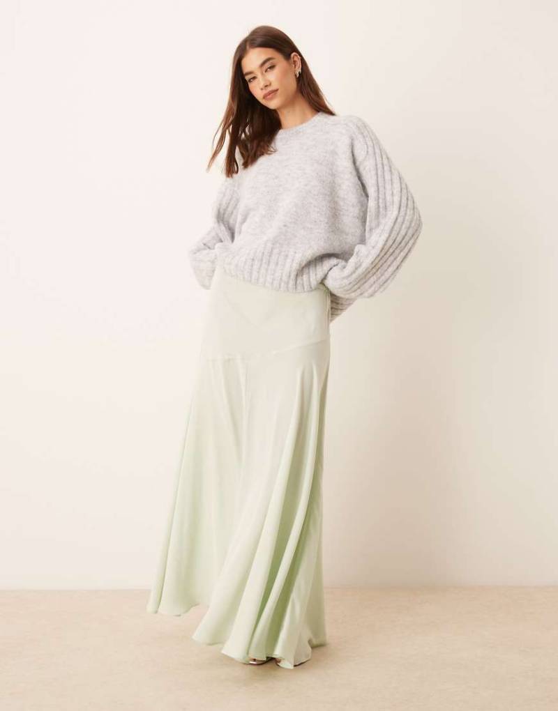 ASOS DESIGN - Voluminöser Maxirock in Salbeigrün von ASOS DESIGN