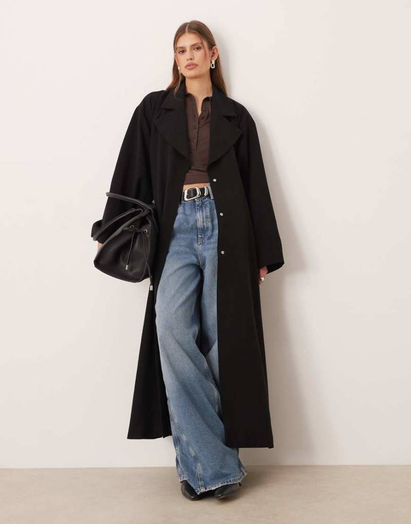 ASOS DESIGN - Voluminöser Oversize-Trenchcoat in Schwarz von ASOS DESIGN