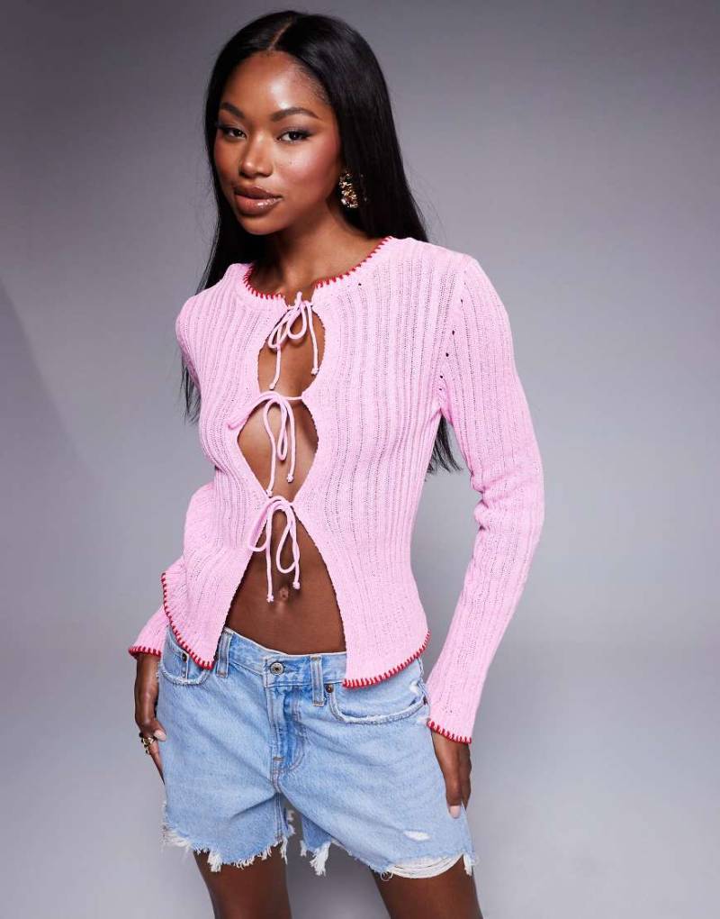 ASOS DESIGN - Vorne gebundene Strickjacke in Rosa mit Borte in Rot von ASOS DESIGN