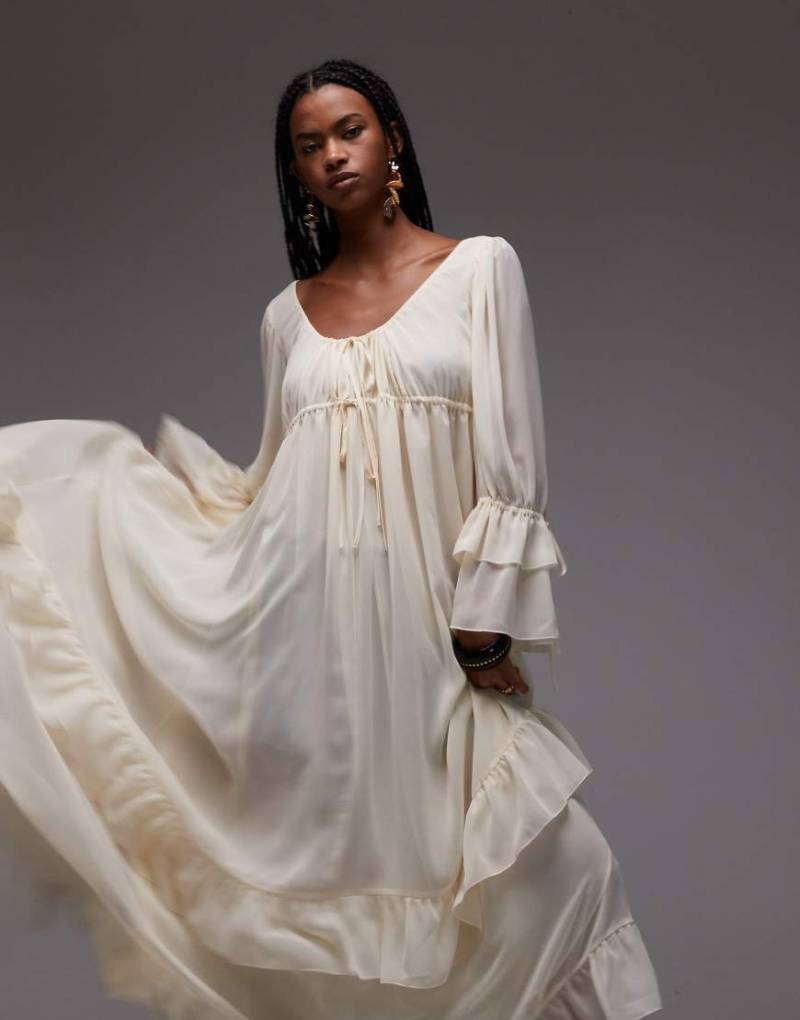 ASOS DESIGN - Vorne gebundenes Maxikleid aus Chiffon in Ecru mit weichem Volumen-Weiß von ASOS DESIGN