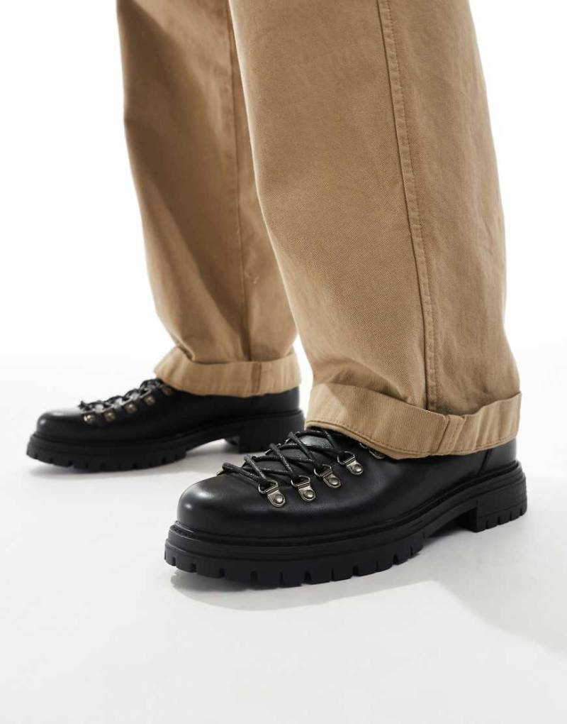 ASOS DESIGN - Wanderschuhe zum Schnüren in Schwarz von ASOS DESIGN