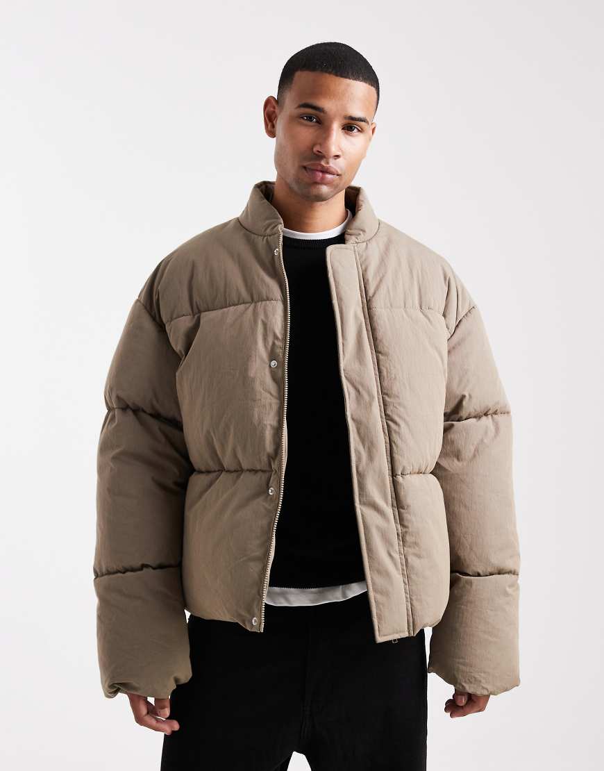 ASOS DESIGN - Wattierte Oversize-Jacke in Stein-Grün von ASOS DESIGN