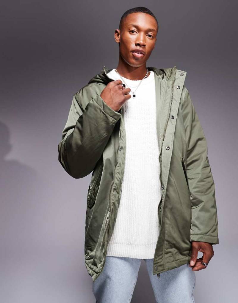 ASOS DESIGN - Wattierter Parka in Khaki mit Teddyfell-Futter-Grün von ASOS DESIGN