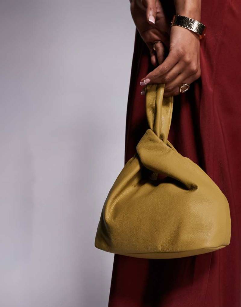 ASOS DESIGN - Weiche Clutch in Chartreuse mit Schlaufenhenkeln-Keine Farbe von ASOS DESIGN