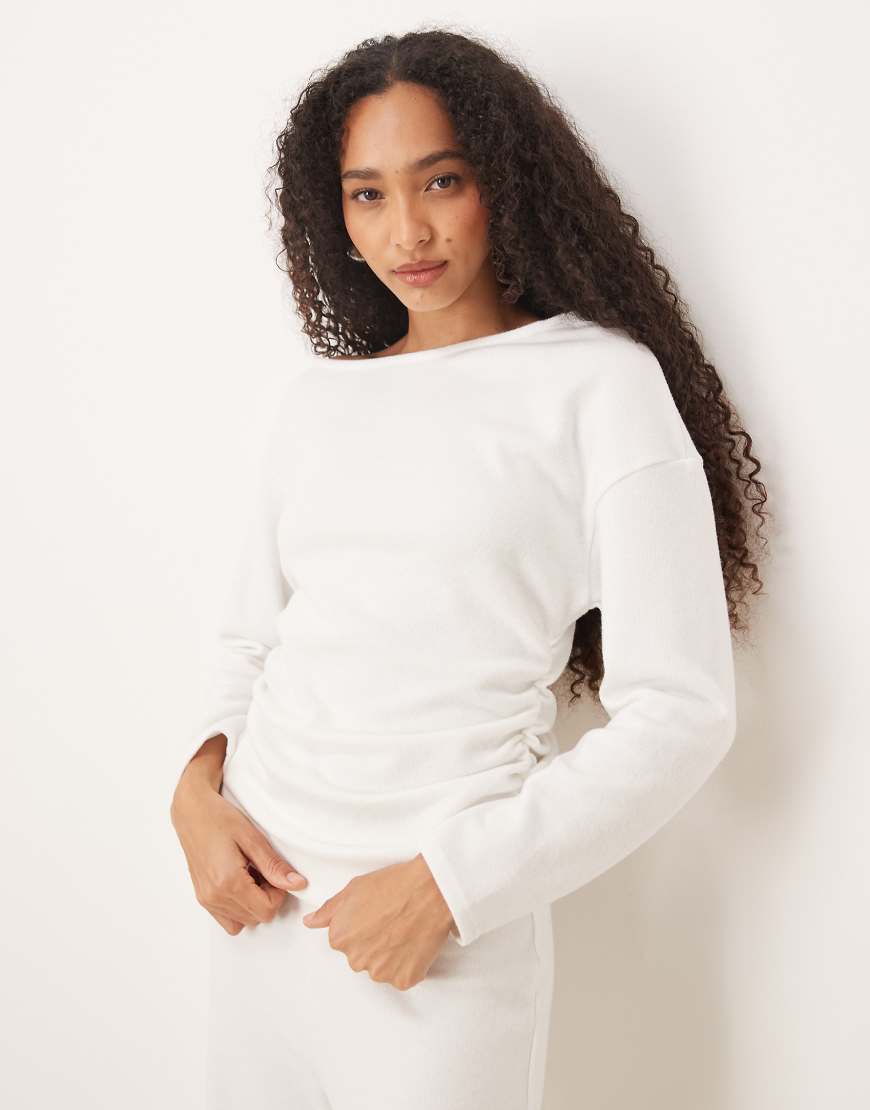 ASOS DESIGN - Superweicher Pullover in Winterweiß, Kombiteil von ASOS DESIGN
