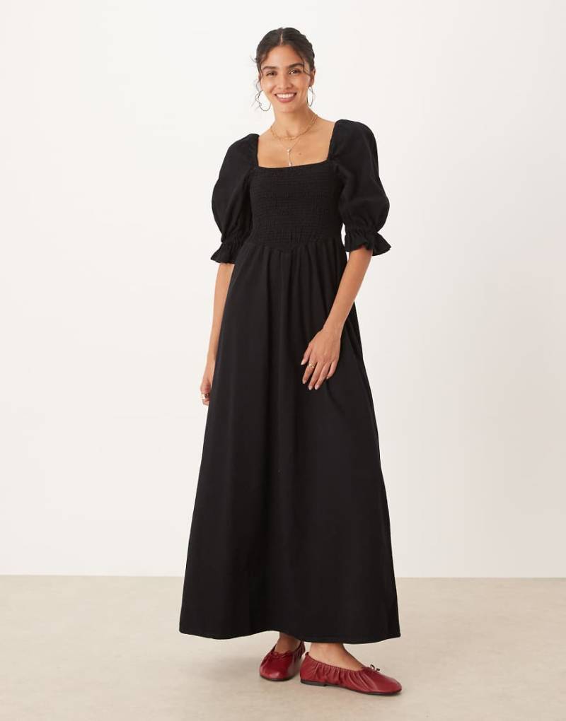 ASOS DESIGN - Weiches Midi-Jeanskleid in Schwarz mit Puffärmeln und gesmokten Details von ASOS DESIGN
