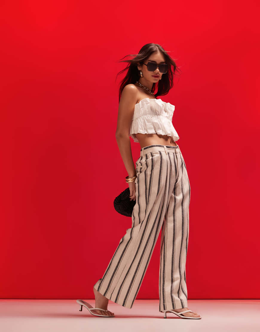 ASOS DESIGN - Weit geschnittene Dad-Hose mit Leinenanteil und maritimen Streifen-Bunt ASOS DESIGN - Weit geschnittene Dad-Hose mit Leinenanteil und maritimen Streifen-Bunt von ASOS DESIGN