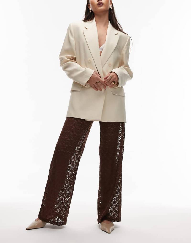 ASOS DESIGN - Weit geschnittene Hose aus transparenter Spitze in Schokobraun-Brown von ASOS DESIGN