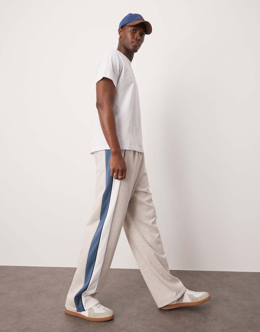 ASOS DESIGN - Weit geschnittene Jogginghose in Grau mit seitlichem Einsätzen von ASOS DESIGN