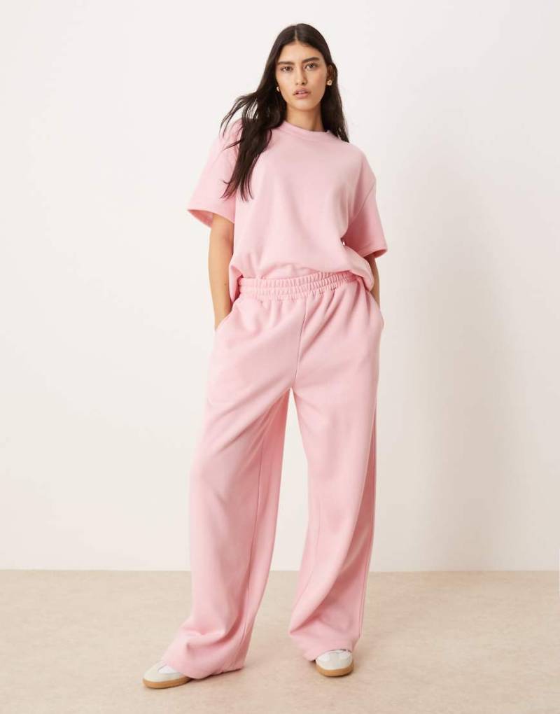 ASOS DESIGN - Weit geschnittene Jogginghose in Pastellrosa, Kombiteil von ASOS DESIGN