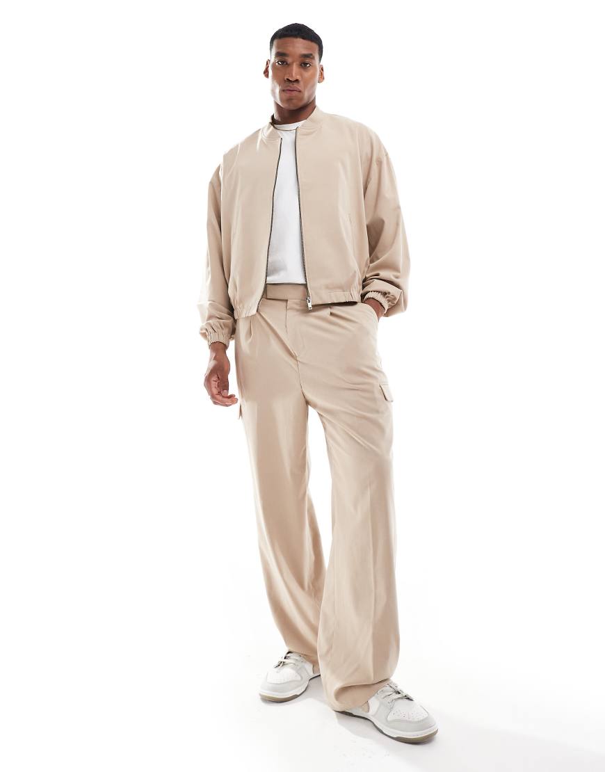 ASOS DESIGN - Weite, elegante Cargohose in Beige, Kombiteil-Neutral von ASOS DESIGN