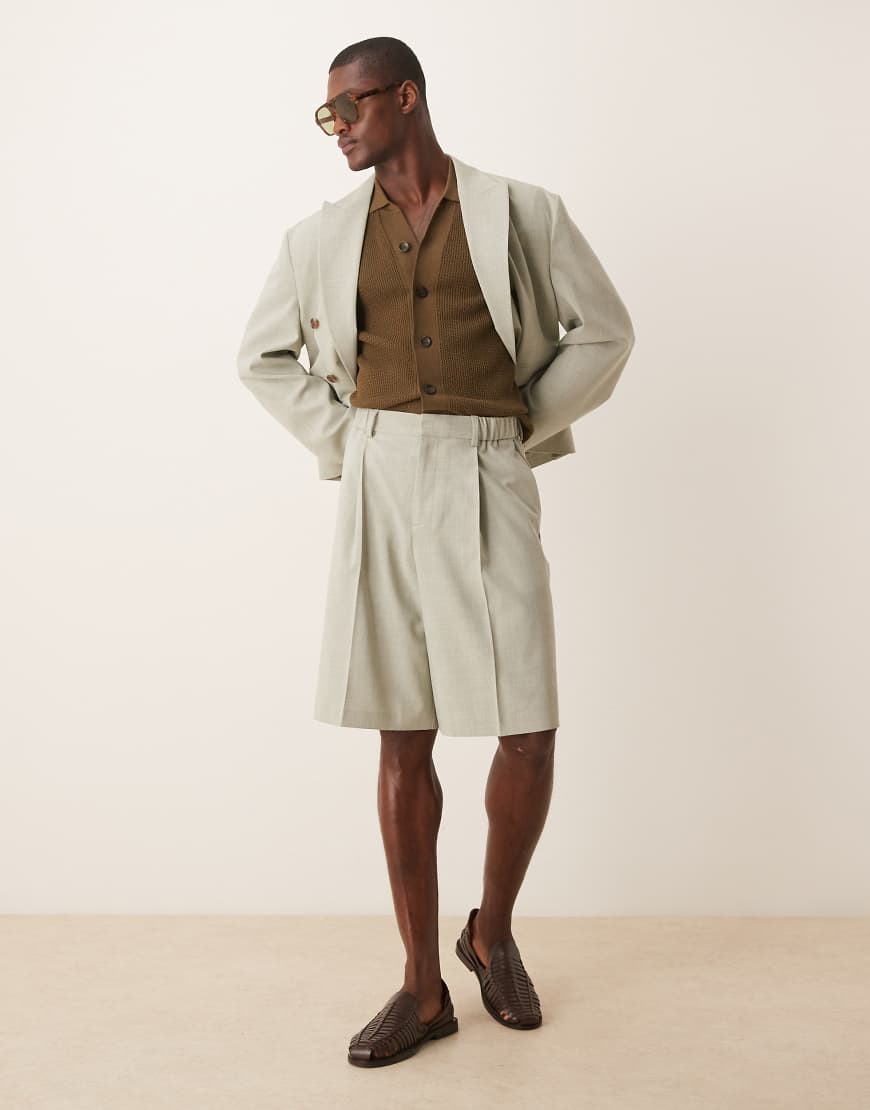 ASOS DESIGN - Weite Anzug-Shorts in salbeigrüner Leinenoptik ASOS DESIGN - Weite Anzug-Shorts in salbeigrüner Leinenoptik von ASOS DESIGN