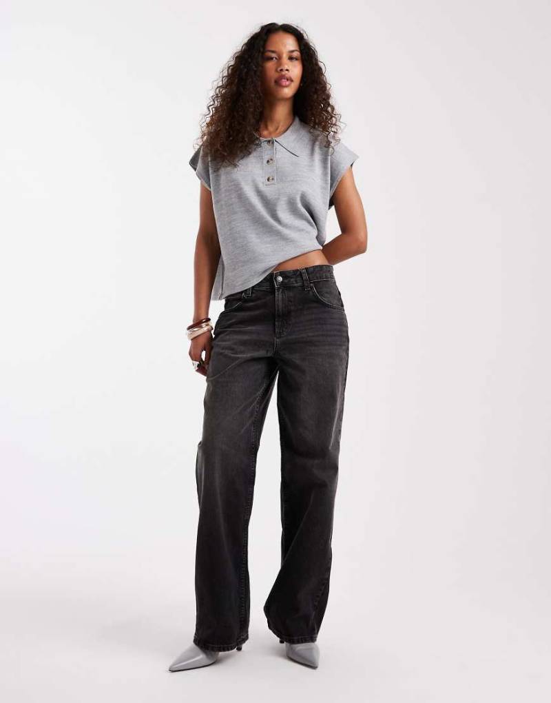 ASOS DESIGN - Baggy-Jeans in verwaschenem Schwarz von ASOS DESIGN