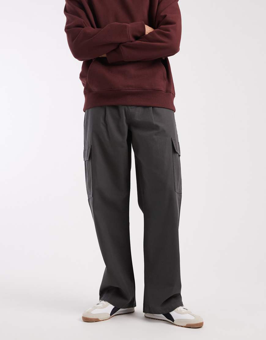 ASOS DESIGN - Weite Cargohose in Grau-Schwarz von ASOS DESIGN