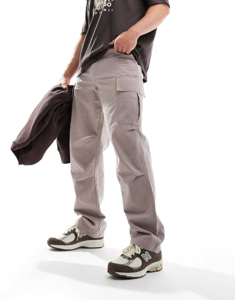 ASOS DESIGN - Weite Cargohose in Malve-Rosa von ASOS DESIGN