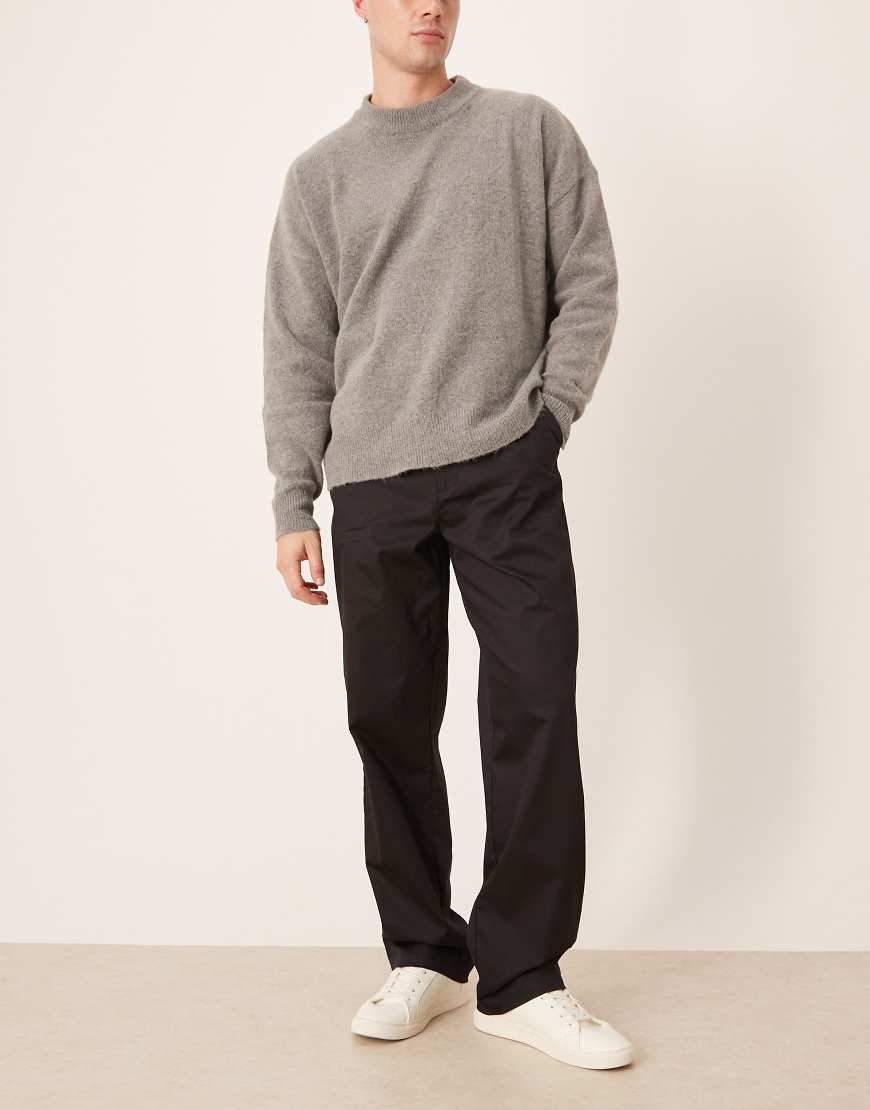 ASOS DESIGN - Weite Hose aus Satin in Schwarz mit Falten von ASOS DESIGN