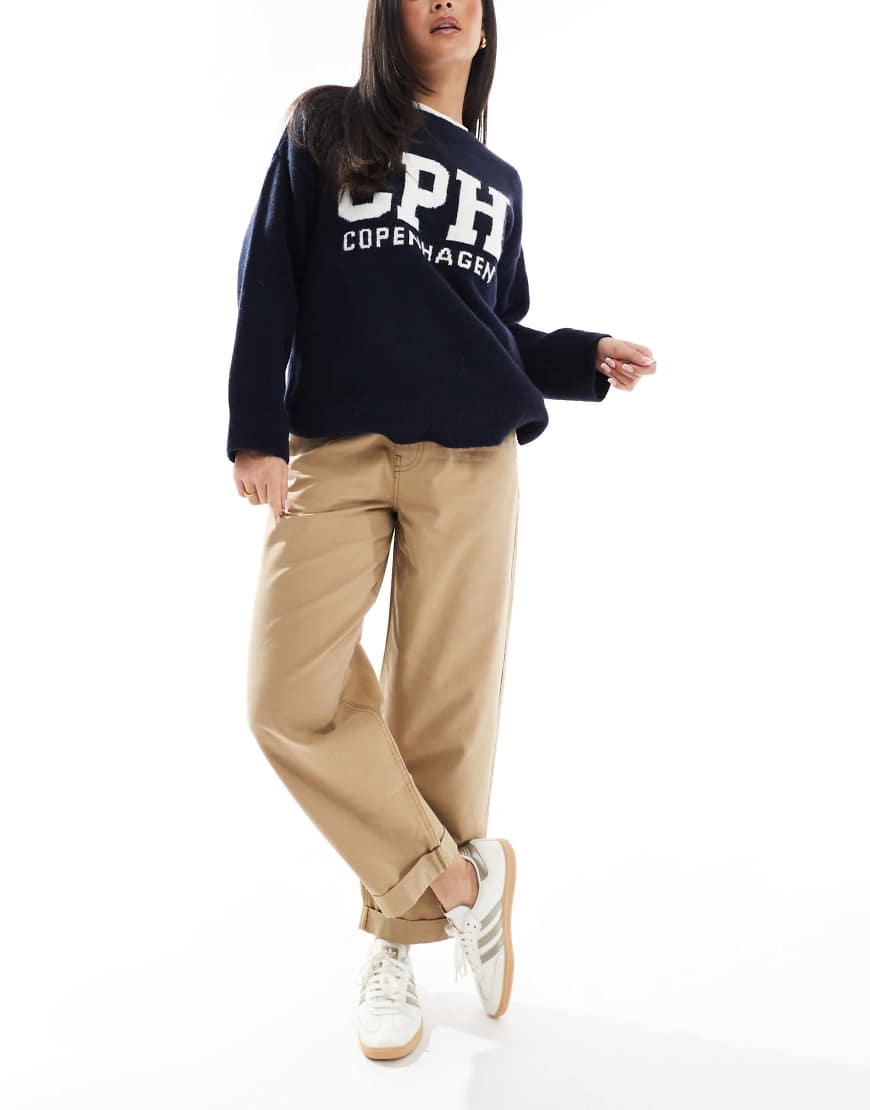 ASOS DESIGN - Schmal zulaufende Hose in Kamelbraun mit Umschlagdetail ASOS DESIGN - Schmal zulaufende Hose in Kamelbraun mit Umschlagdetail von ASOS DESIGN
