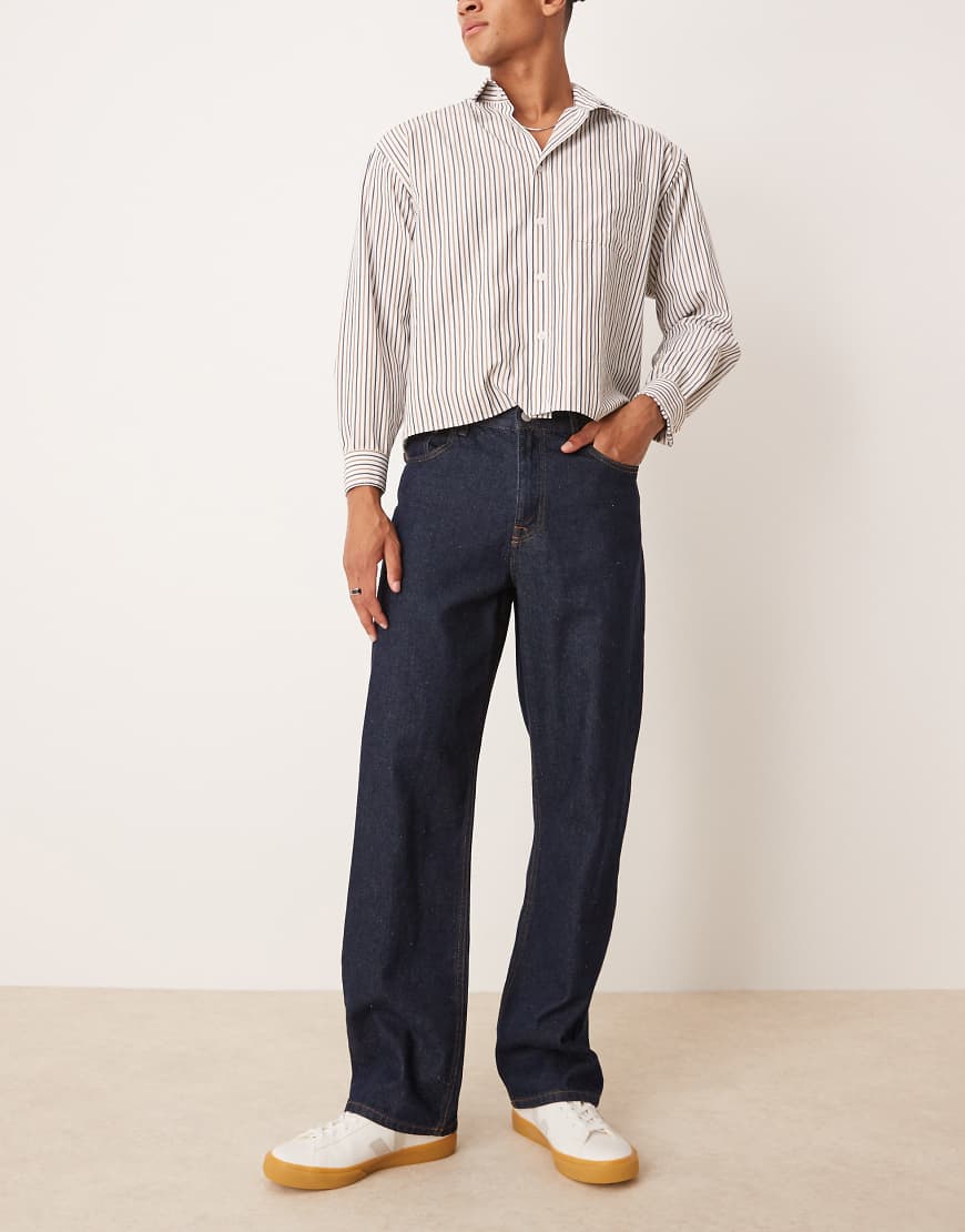 ASOS DESIGN - Weite Jeans in Indigoblau von ASOS DESIGN