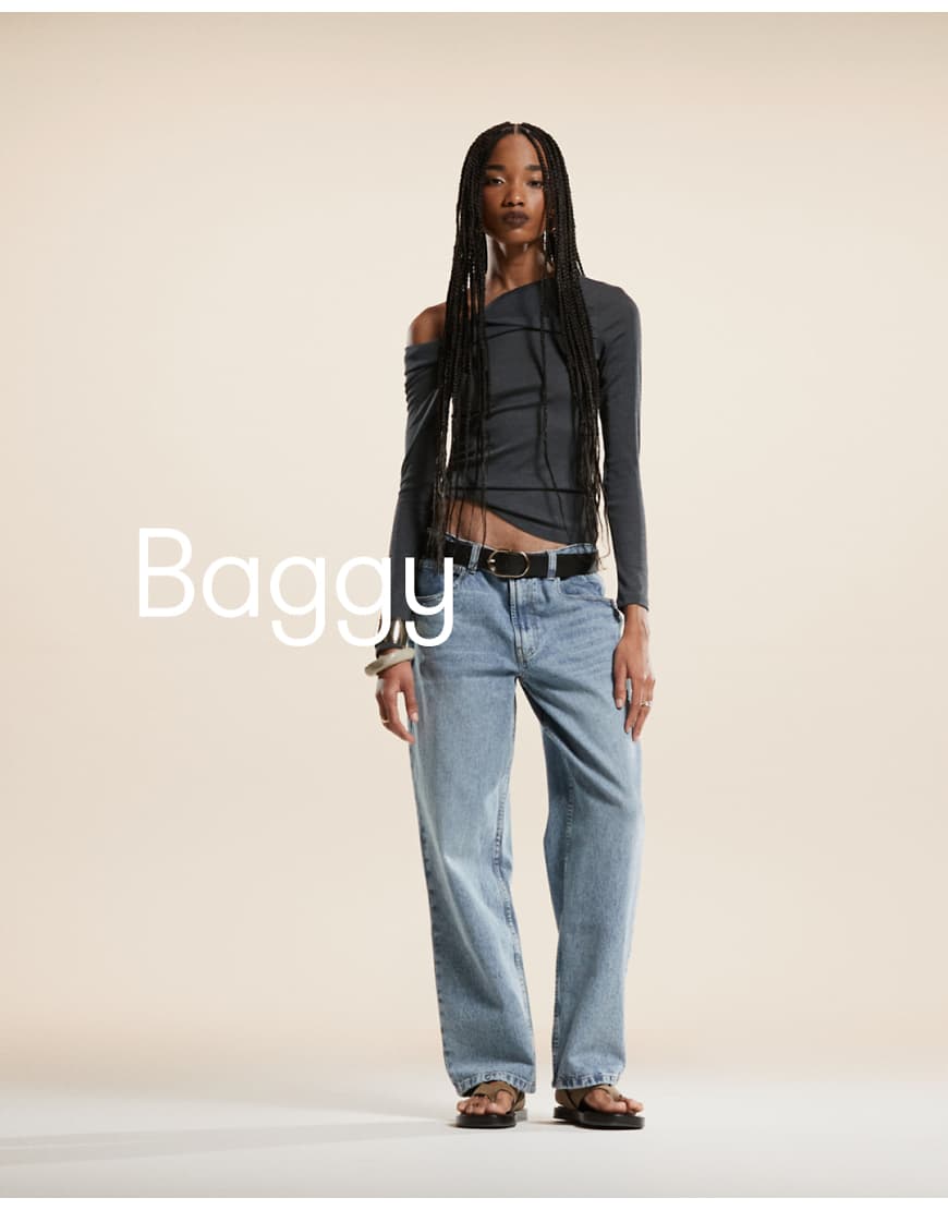 ASOS DESIGN - Weite Jeans in Mittelblau von ASOS DESIGN