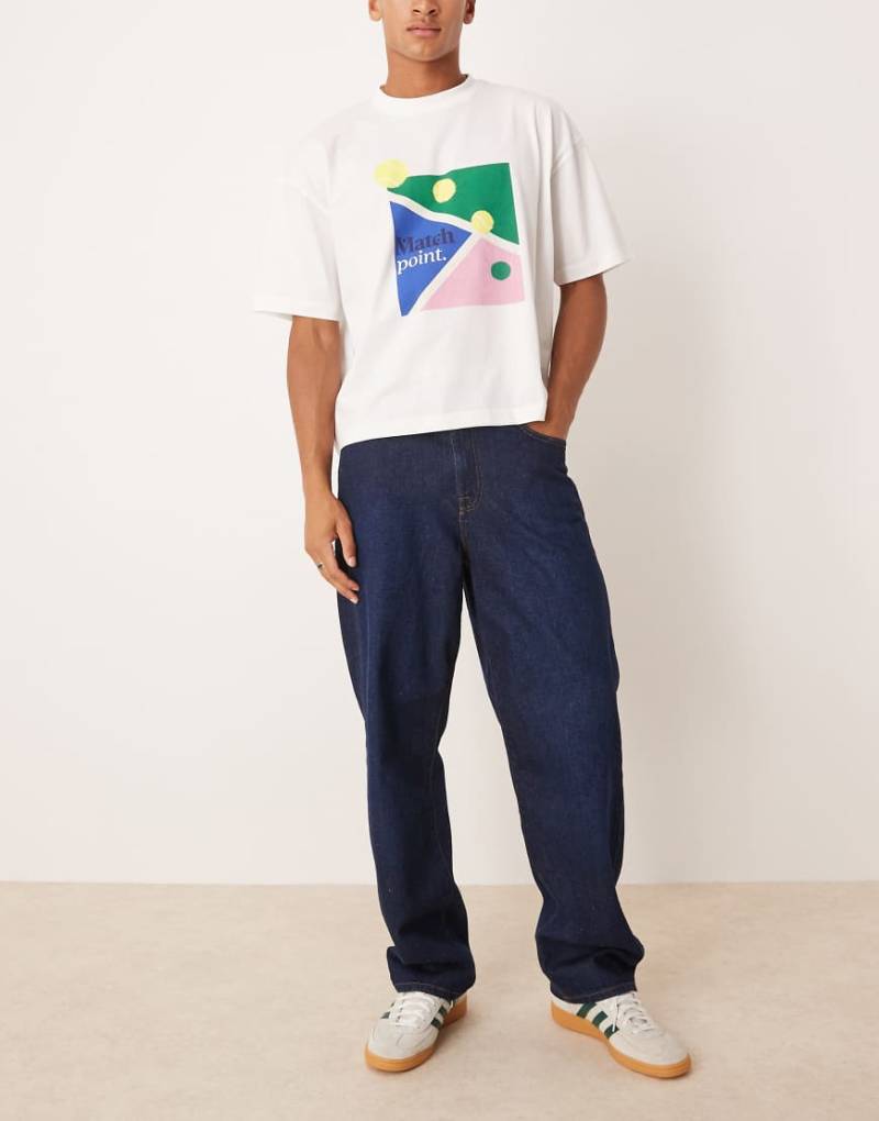 ASOS DESIGN - Weite Jeans in dunkelblauer Waschung von ASOS DESIGN