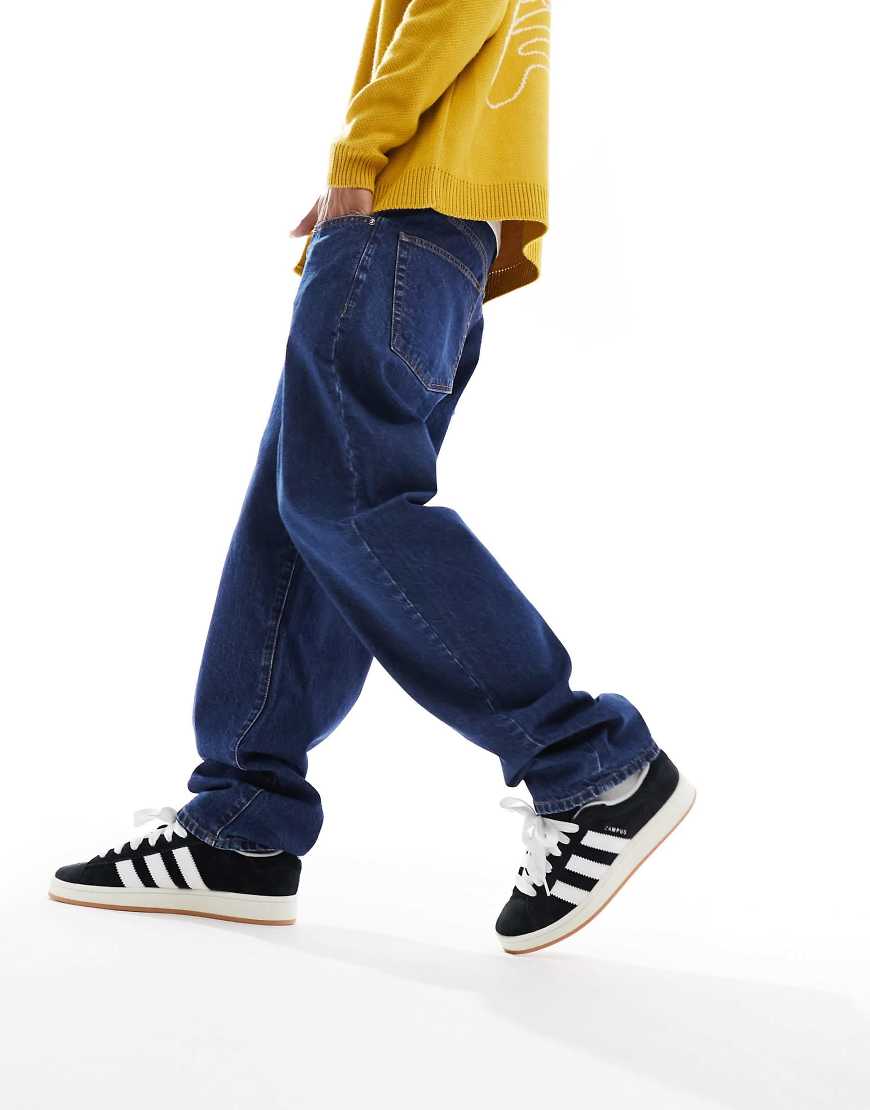 ASOS DESIGN - Weite Jeans in dunkelblauer Waschung ASOS DESIGN - Weite Jeans in dunkelblauer Waschung von ASOS DESIGN