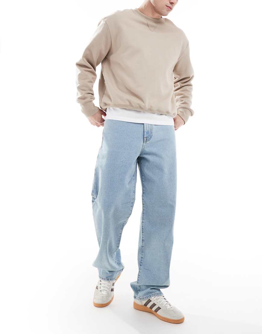 ASOS DESIGN - Weite Jeans in verwaschenem Hellblau ASOS DESIGN - Weite Jeans in verwaschenem Hellblau von ASOS DESIGN