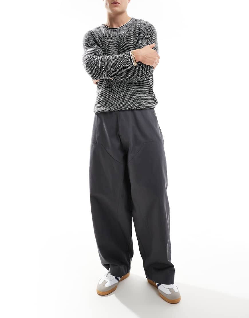 ASOS DESIGN - Weite Oversize-Hose aus Canvas in Anthrazit mit Knieeinsatz-Grau von ASOS DESIGN