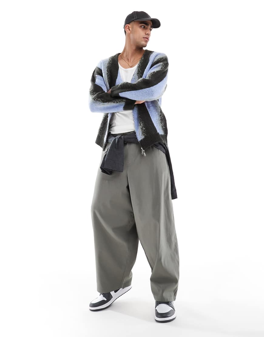 ASOS DESIGN - Weite Oversize-Hose in Grau von ASOS DESIGN