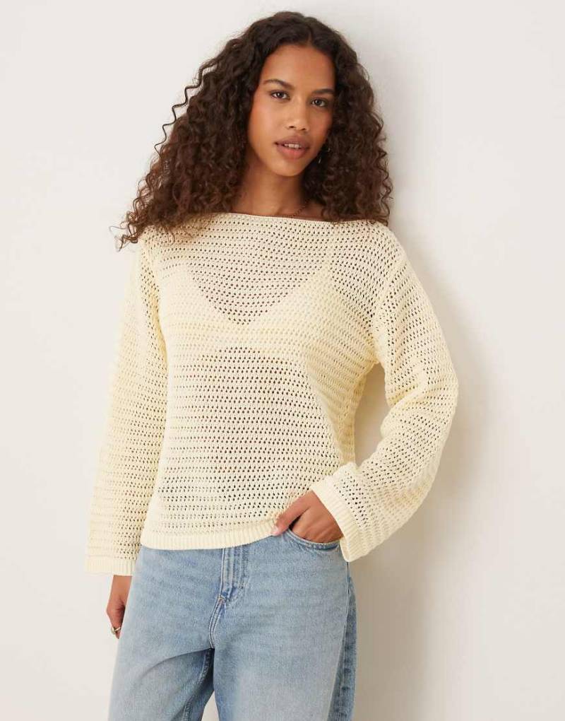 ASOS DESIGN - Weitmaschiger Strickpullover in Buttermilchgelb von ASOS DESIGN