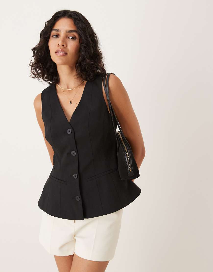 ASOS DESIGN - Weste in Schwarz mit Schößchen ASOS DESIGN - Weste in Schwarz mit Schößchen von ASOS DESIGN