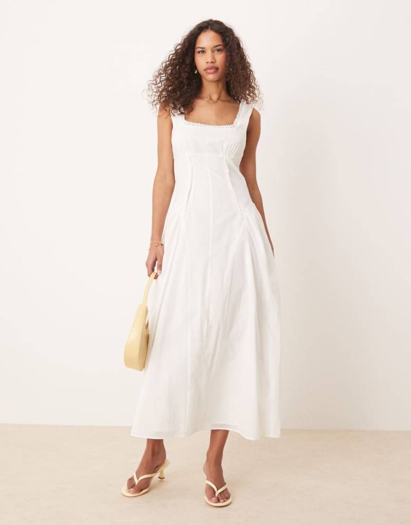 ASOS DESIGN - Western-Maxikleid in Weiß mit eckigem Ausschnitt und tiefer Taille von ASOS DESIGN