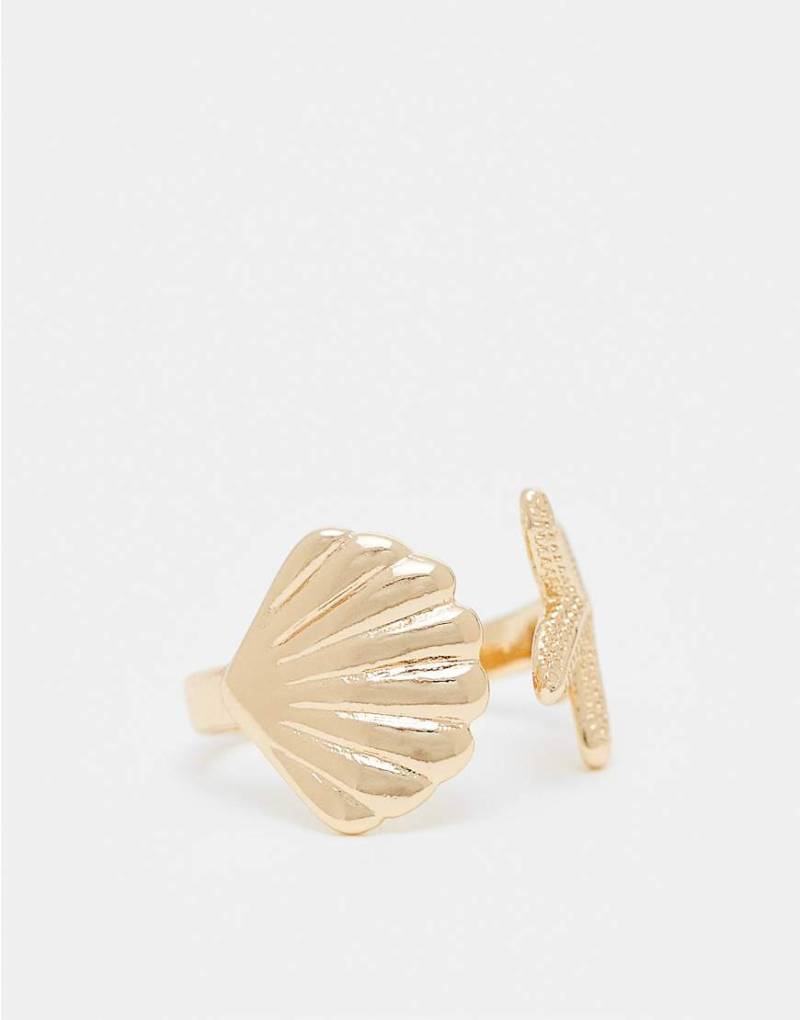 ASOS DESIGN - Wickelring in Goldoptik mit Muschel-Design-Goldfarben von ASOS DESIGN