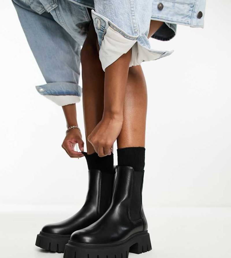 ASOS DESIGN Wide Fit - Anthem - Klobige Chelsea-Stiefel in Schwarz, weite Passform von ASOS DESIGN