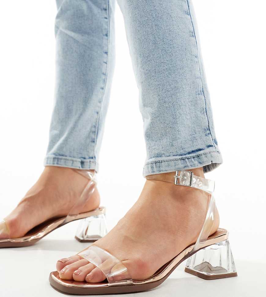 ASOS DESIGN Wide Fit - Hopeful - Sandalen in Transparent und Roségold mit Blockabsatz von ASOS DESIGN Wide Fit
