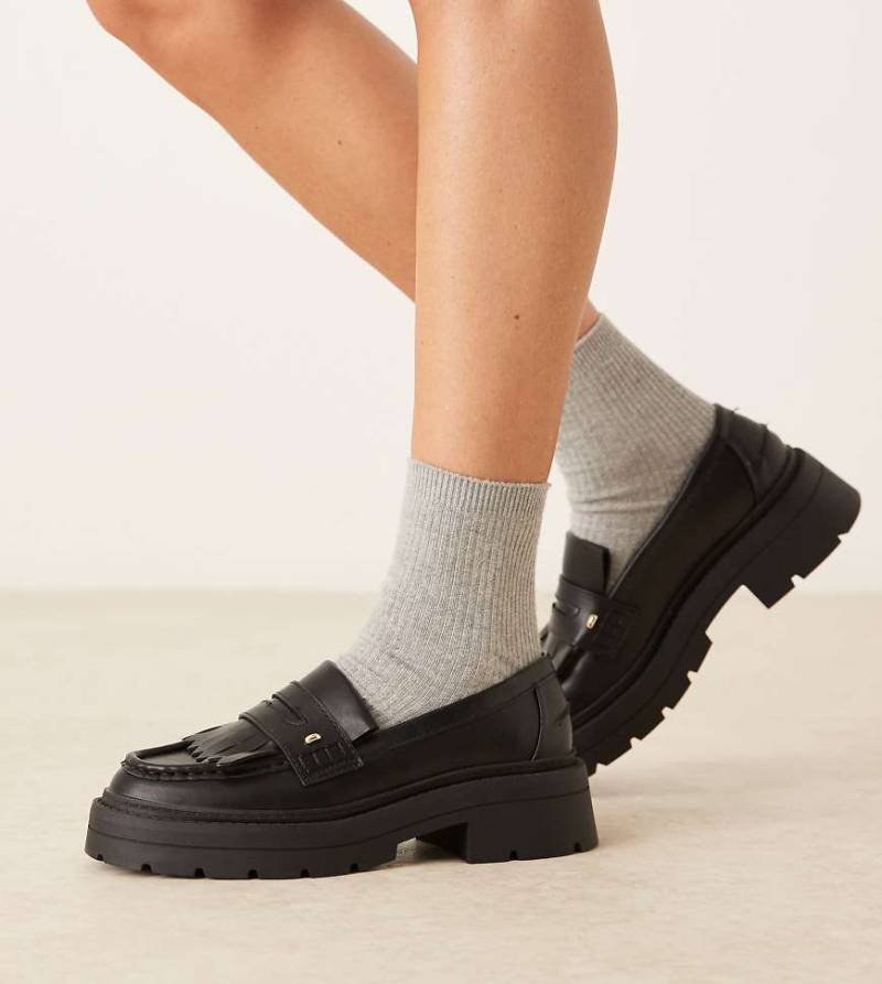 ASOS DESIGN Wide Fit - Monty - Loafer in Schwarz mit dicker Sohle und Fransen von ASOS DESIGN Wide Fit