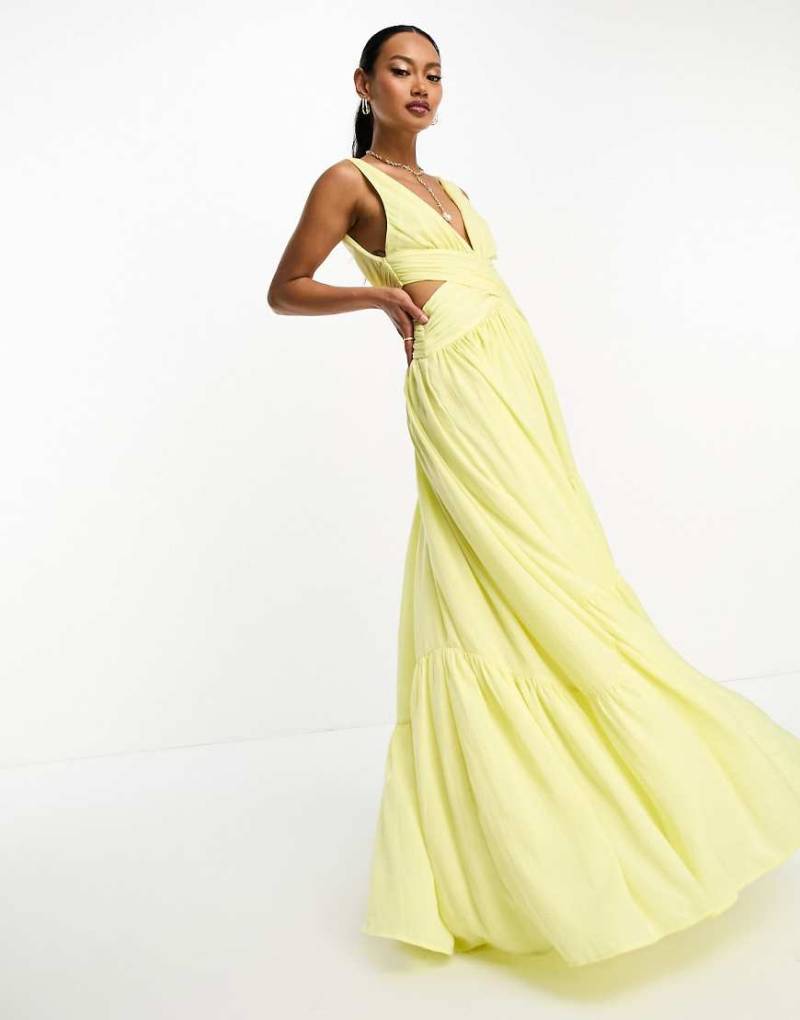 ASOS DESIGN - Zitronengelbes Maxikleid im Wickeldesign aus Satin mit nach hinten abfallendem Saum von ASOS DESIGN